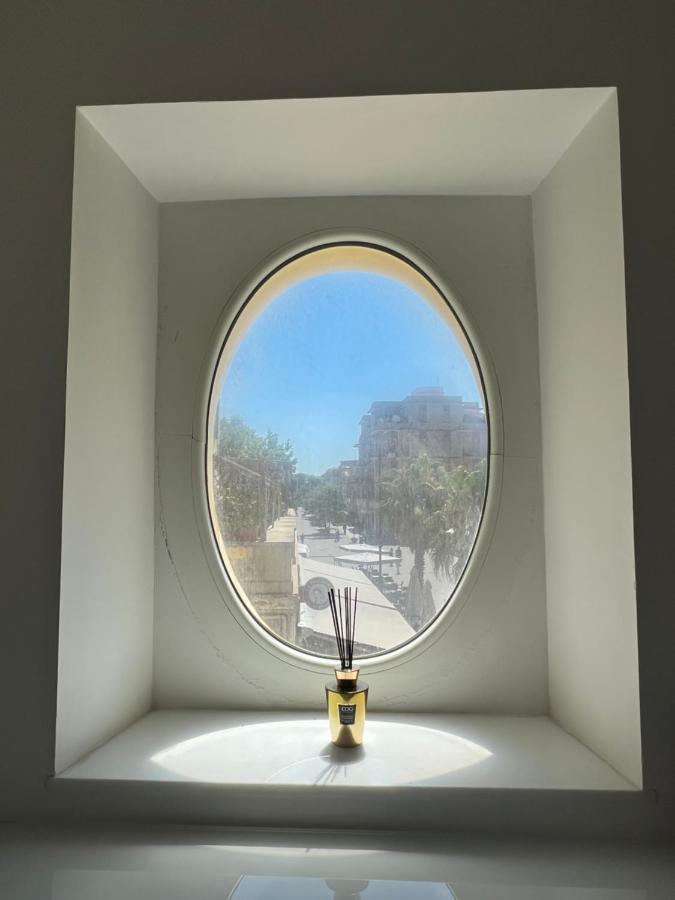Rome, Beautiful Apartment In A Vintage Building Lido di Ostia Ngoại thất bức ảnh