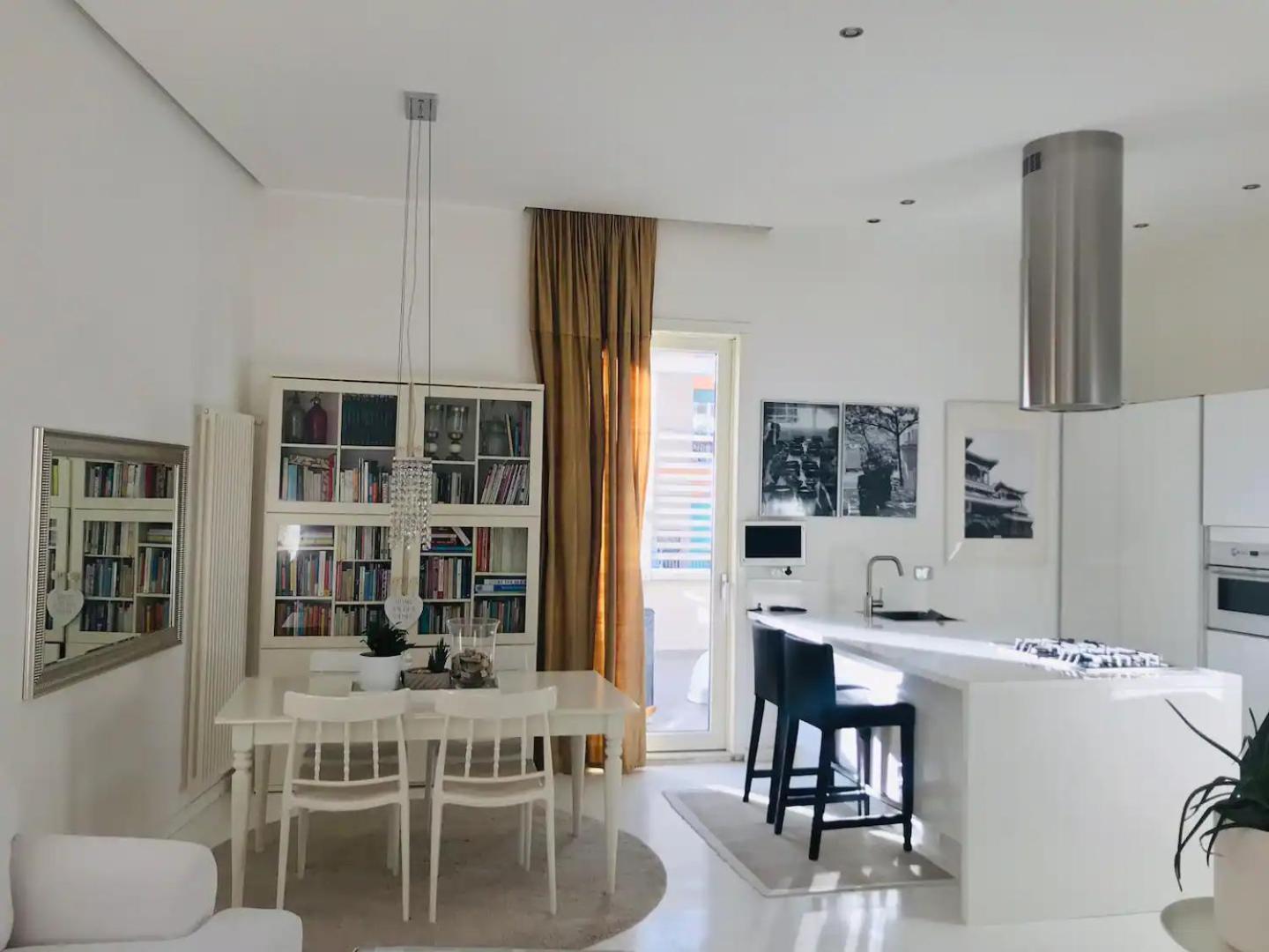 Rome, Beautiful Apartment In A Vintage Building Lido di Ostia Ngoại thất bức ảnh