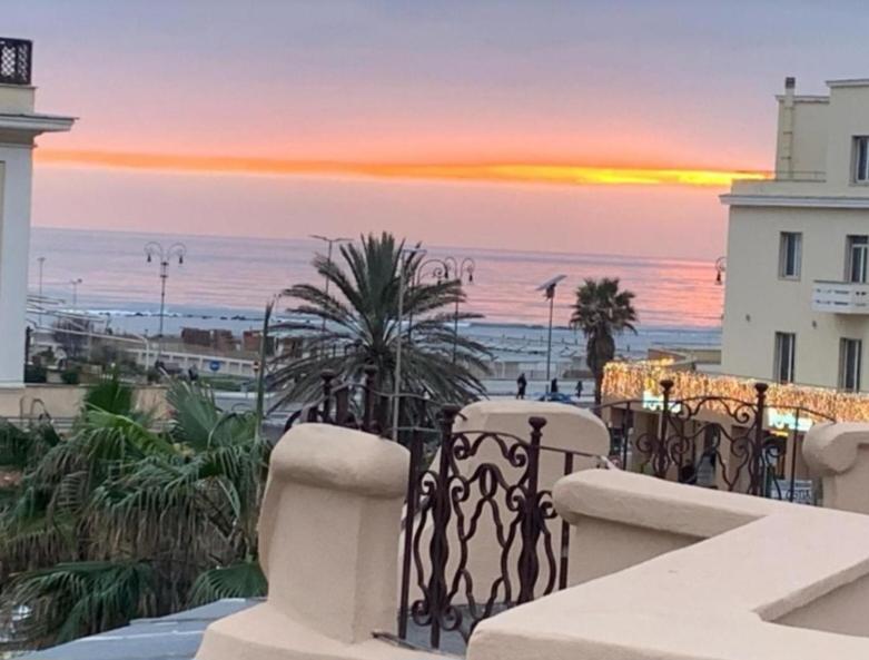 Rome, Beautiful Apartment In A Vintage Building Lido di Ostia Ngoại thất bức ảnh
